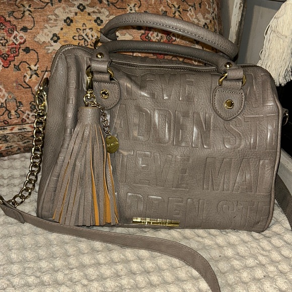 Steve Madden tote - Picture 1 of 10